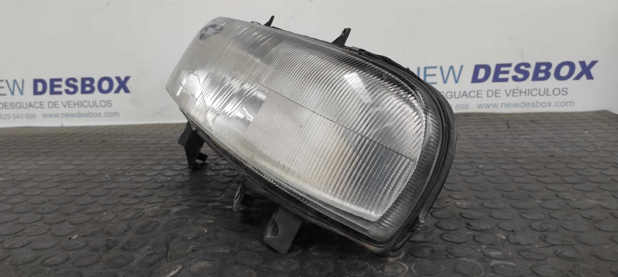 Recambio de FARO IZQUIERDO para RENAULT MASTER DOBLE CABINE, CAJA ABIERTA/CHASIS Chasis Batalla 3578 mm G9T C7 referencia OEM IAM 7700352103F   - BLANCO 5