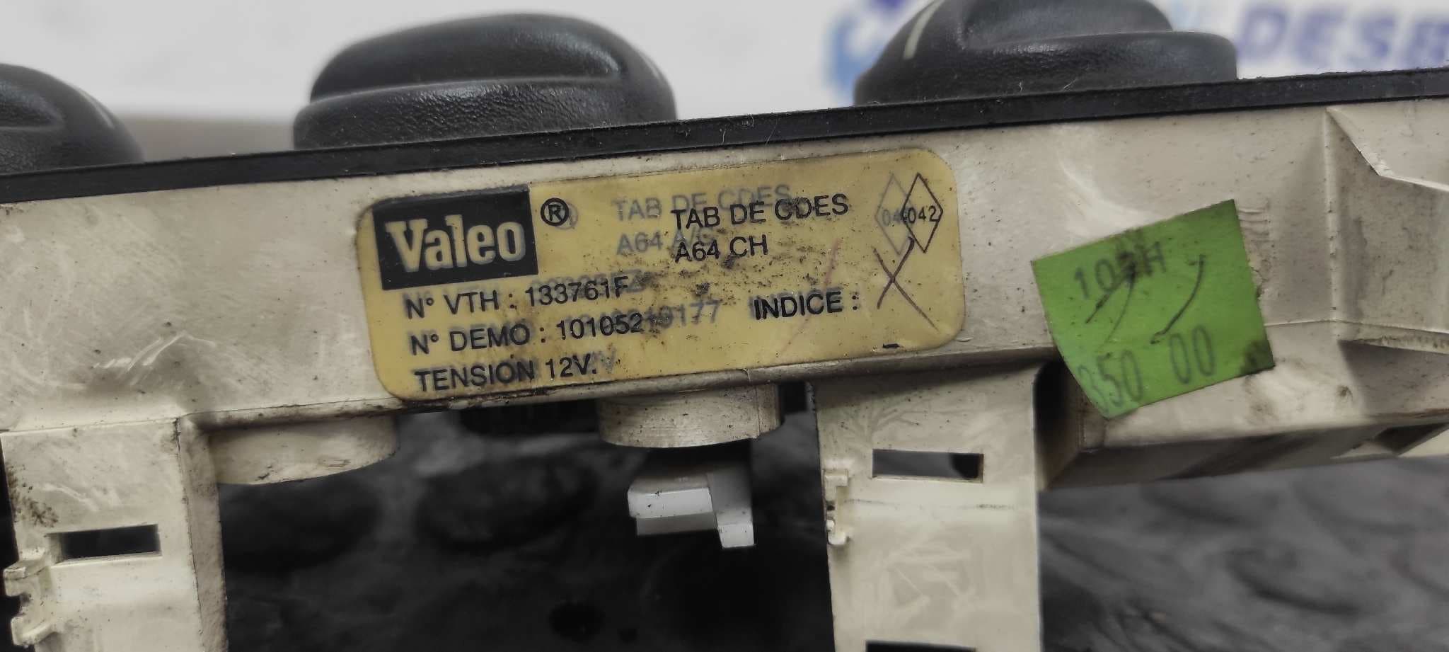 Recambio de MANDO CALEFACCION / AIRE ACONDICIONADO para RENAULT MASTER DOBLE CABINE, CAJA ABIERTA/CHASIS Chasis Batalla 3578 mm G9T C7 referencia OEM IAM 133761F   - BLANCO 8