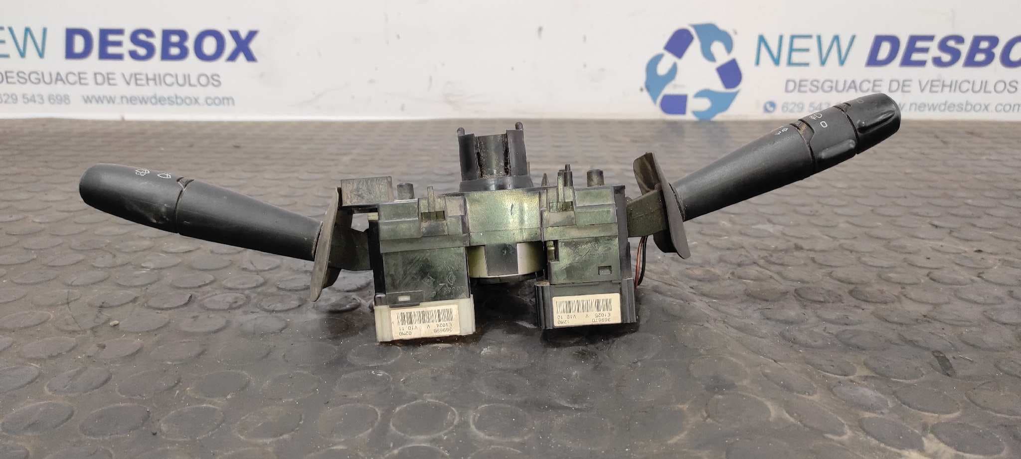 Recambio de MANDO MULTIFUNCION para RENAULT MASTER DOBLE CABINE, CAJA ABIERTA/CHASIS Chasis Batalla 3578 mm G9T C7 referencia OEM IAM V7700354626   - BLANCO 11