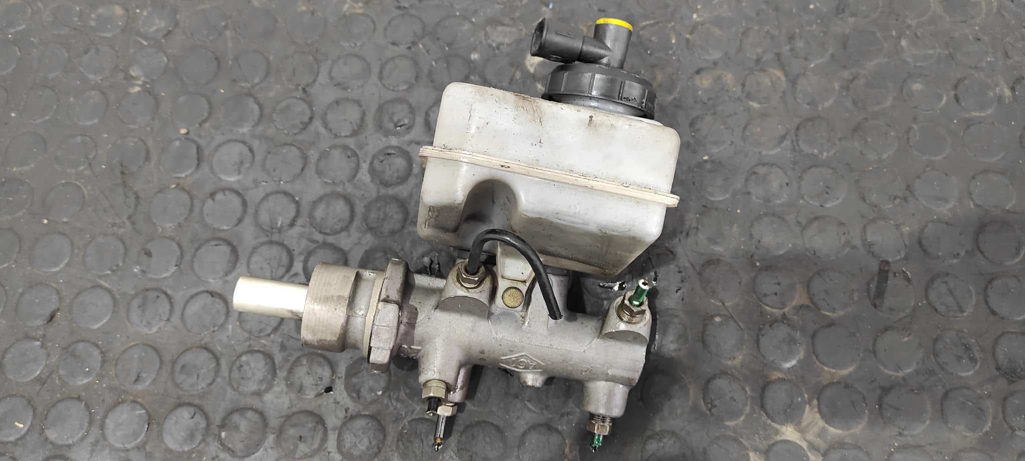 Recambio de BOMBA FRENO para RENAULT MASTER DOBLE CABINE, CAJA ABIERTA/CHASIS Chasis Batalla 3578 mm G9T C7 referencia OEM IAM 7700314756   - BLANCO 5