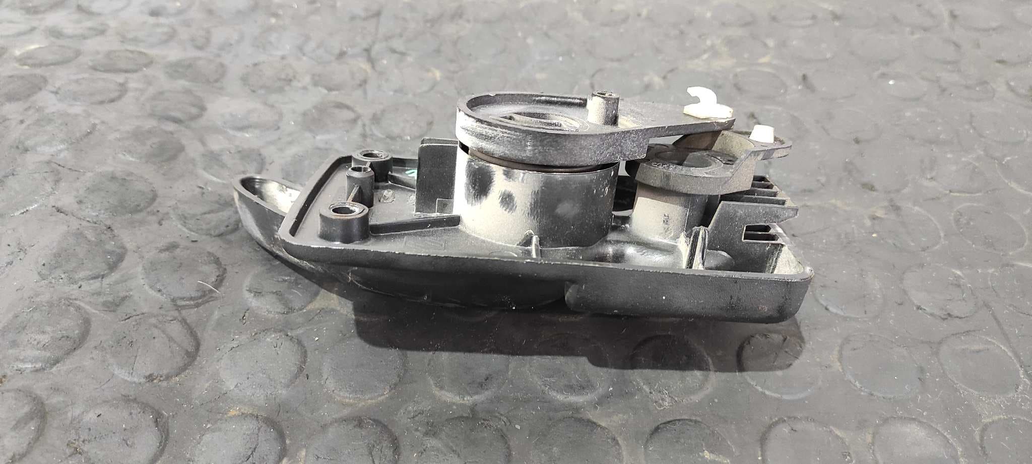 Recambio de MANETA INTERIOR LATERAL DERECHA para RENAULT MASTER DOBLE CABINE, CAJA ABIERTA/CHASIS Chasis Batalla 3578 mm G9T C7 referencia OEM IAM 77003524240   - BLANCO 4