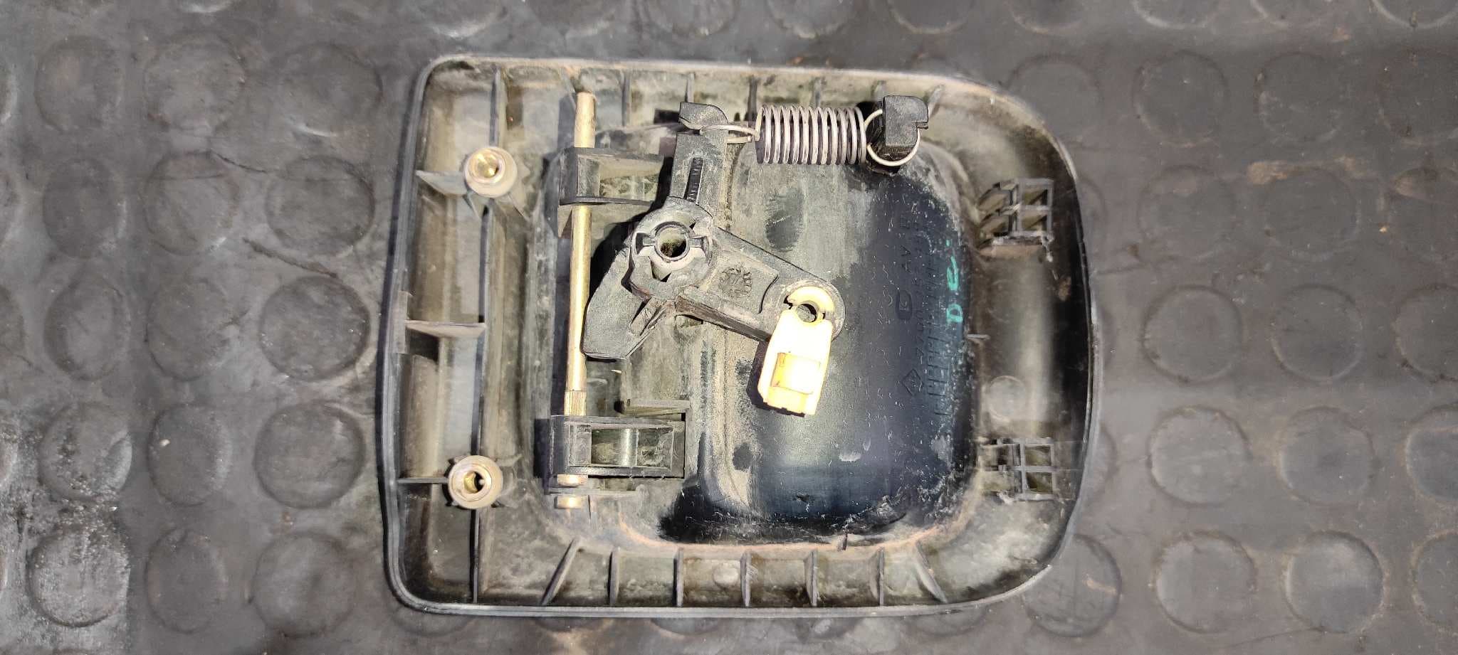 Recambio de MANETA DELANTERA DERECHA para RENAULT MASTER DOBLE CABINE, CAJA ABIERTA/CHASIS Chasis Batalla 3578 mm G9T C7 referencia OEM IAM 7700352489   - BLANCO 5