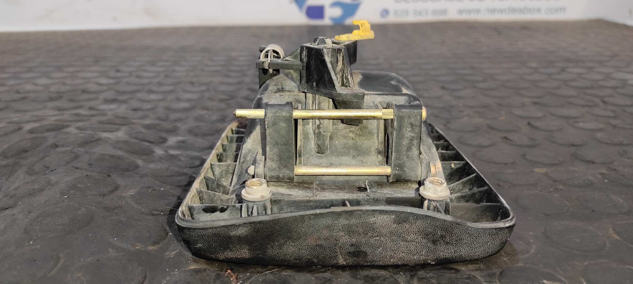 Recambio de MANETA DELANTERA DERECHA para RENAULT MASTER DOBLE CABINE, CAJA ABIERTA/CHASIS Chasis Batalla 3578 mm G9T C7 referencia OEM IAM 7700352489   - BLANCO 6