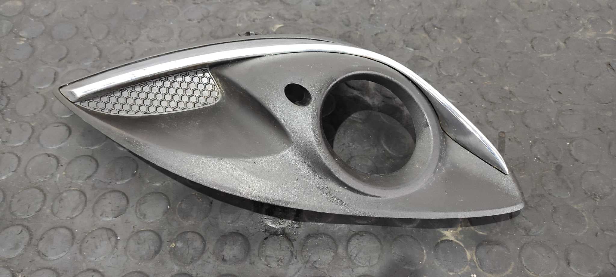 Recambio de REJILLA PARAGOLPES IZQUIERDA para OPEL CORSA D CATCH ME Now A13DTC referencia OEM IAM 13286025   - GRIS