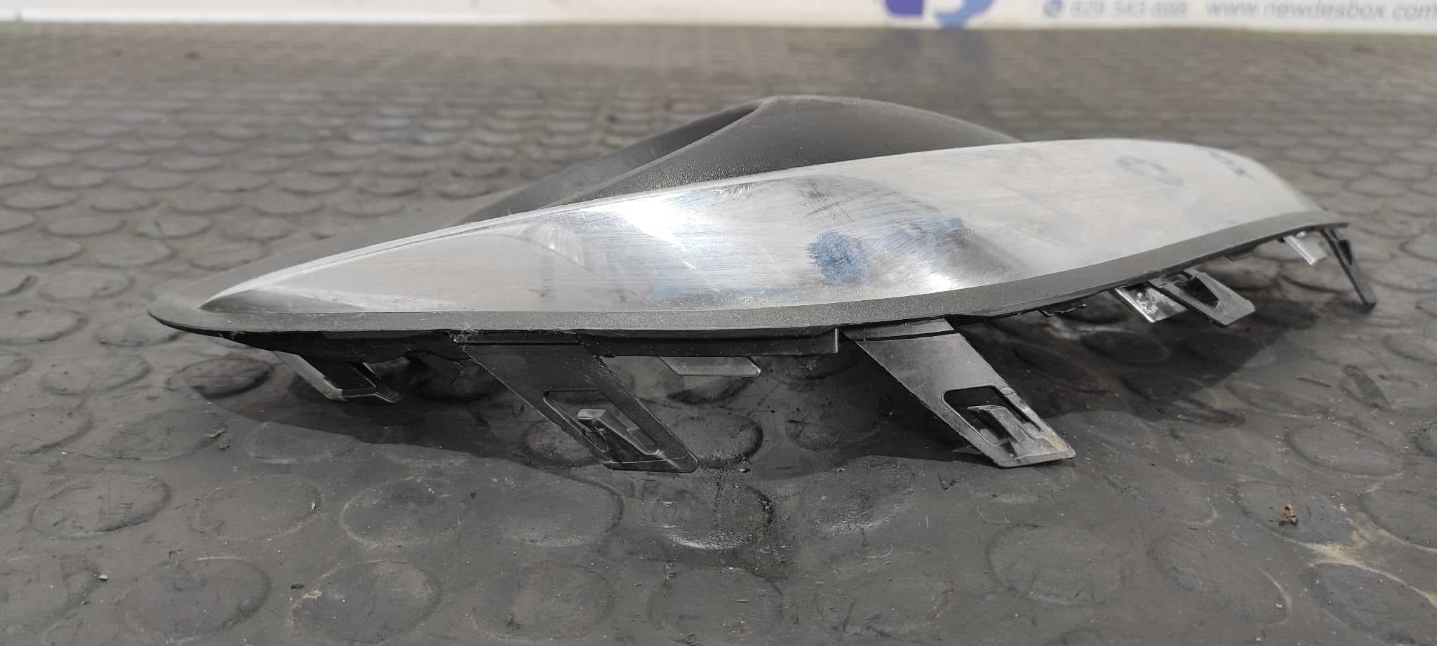 Recambio de REJILLA PARAGOLPES IZQUIERDA para OPEL CORSA D CATCH ME Now A13DTC referencia OEM IAM 13286025   - GRIS 3