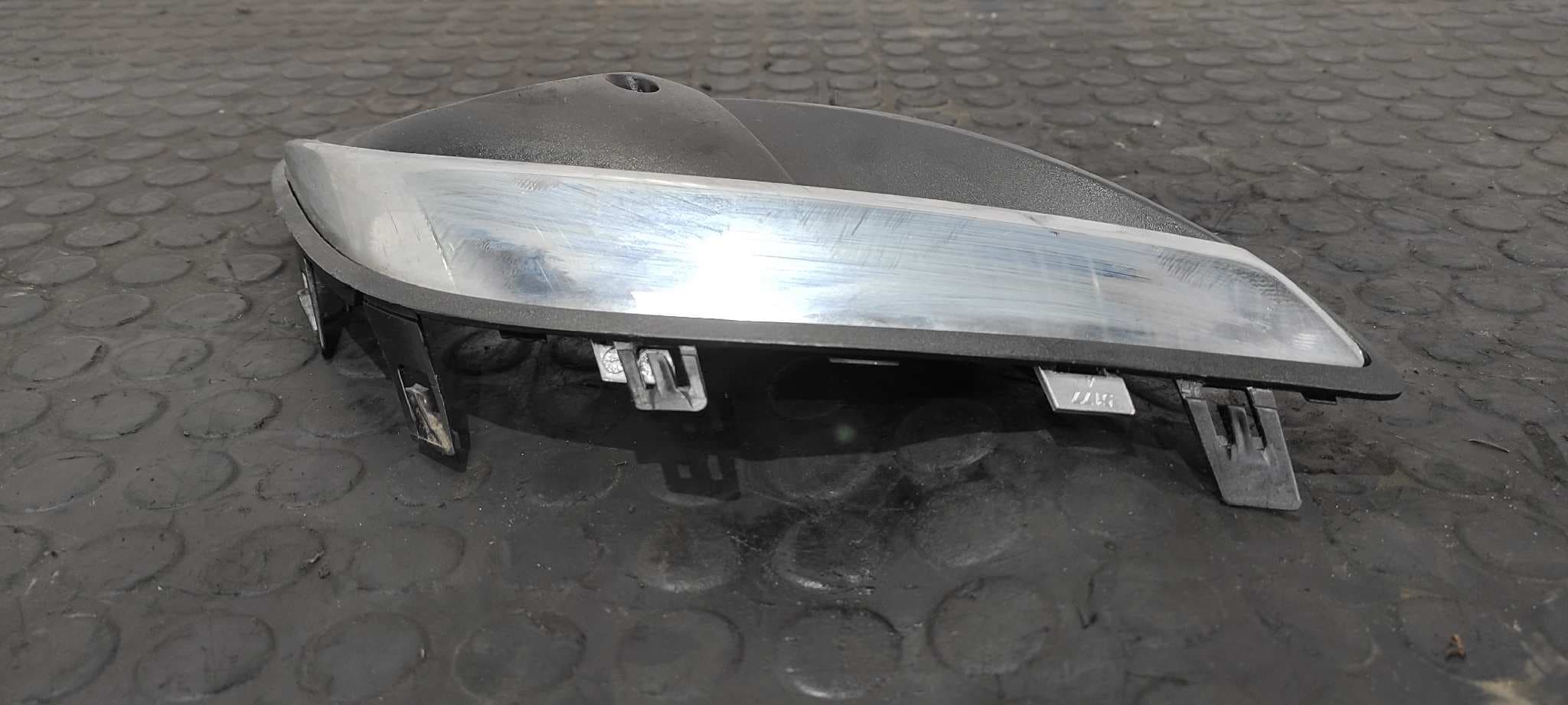 Recambio de REJILLA PARAGOLPES IZQUIERDA para OPEL CORSA D CATCH ME Now A13DTC referencia OEM IAM 13286025   - GRIS 2