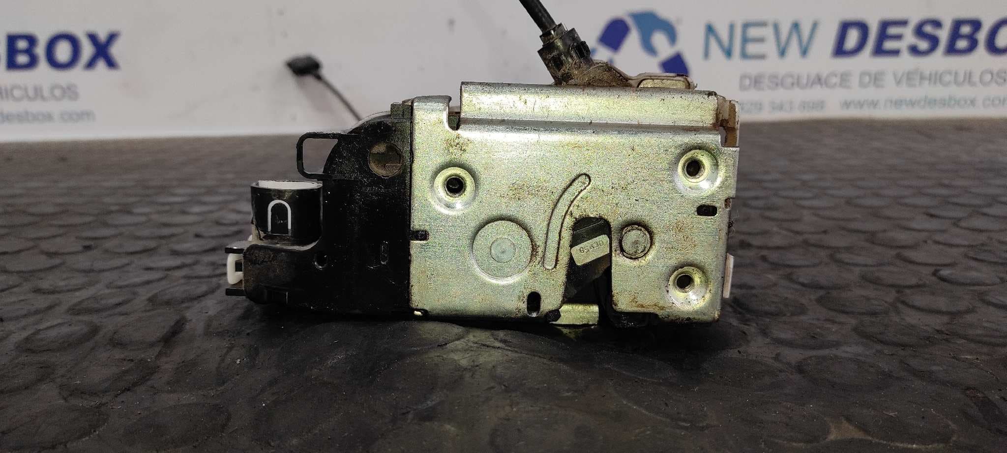 Recambio de CERRADURA PUERTA DELANTERA DERECHA para RENAULT SCENIC II Confort Dynamique K9K P7 referencia OEM IAM    - BLANCO 3