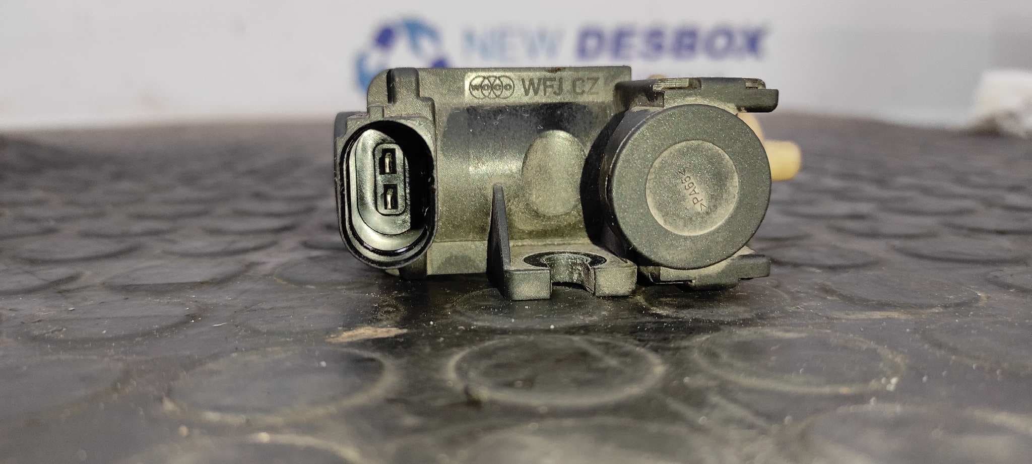 Recambio de VALVULA AIRE ADICIONAL para AUDI A4 BER. (B8) Basis CAG referencia OEM IAM 8K0906627   - NEGRO 6