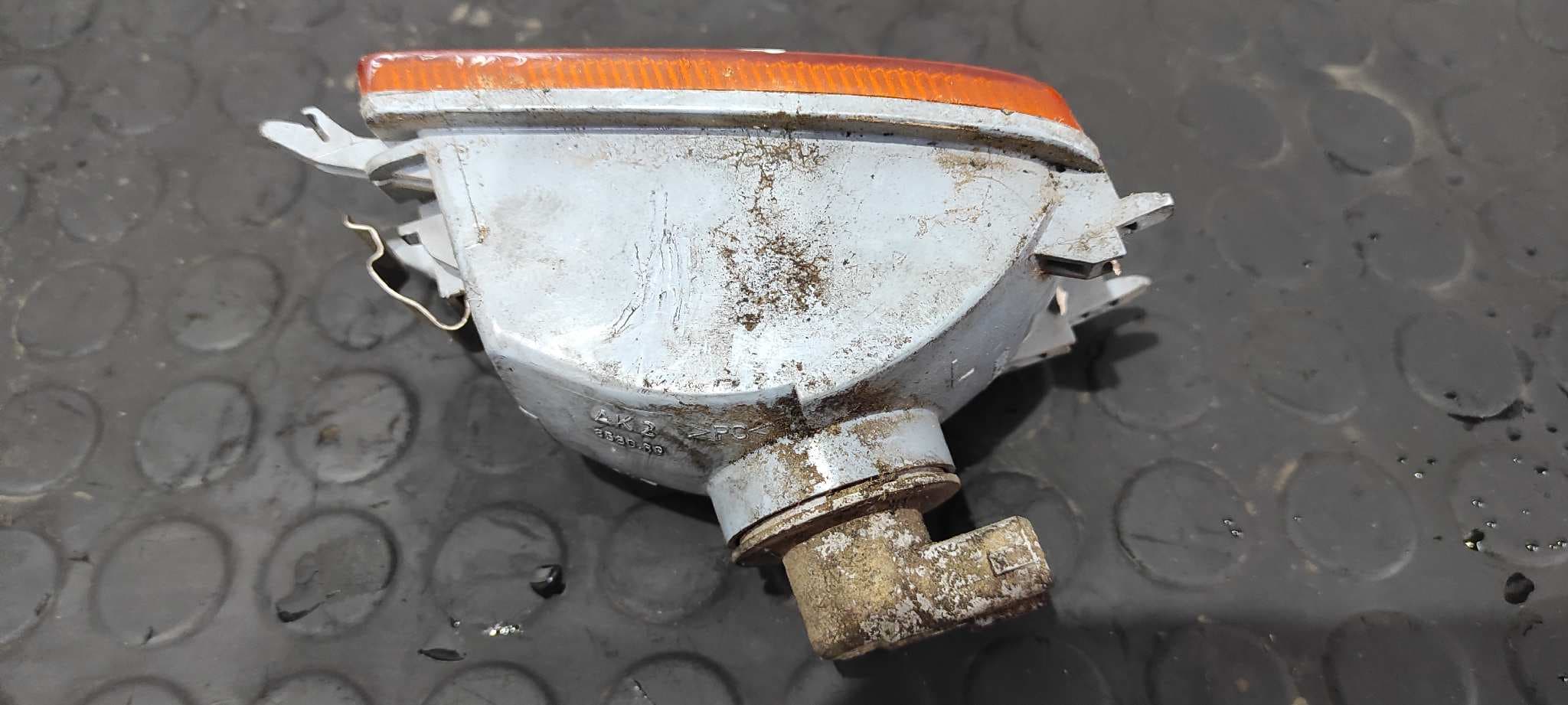 Recambio de PILOTO DELANTERO IZQUIERDO para VOLKSWAGEN GOLF III BERLINA (1H1) 1.9 Diesel 1Y referencia OEM IAM 1H0953155C   - BLANCO 3