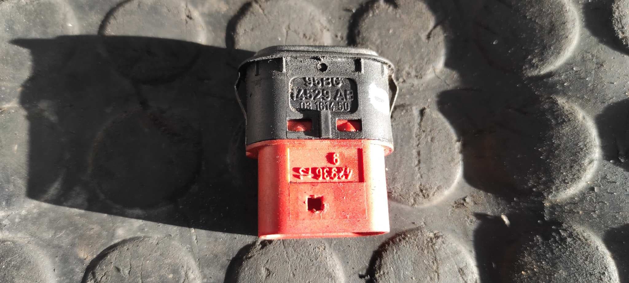 Recambio de MANDO ELEVALUNAS DELANTERO DERECHO para FORD TRANSIT CAJA CERRADA, LARGA (FY) (2000 =>) FT  330   2.4  Express-Line D0FA referencia OEM IAM 95BG14529AB   - BLANCO 3