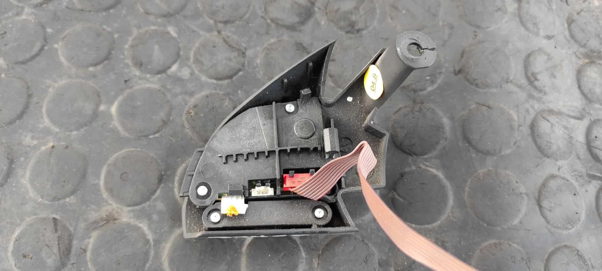 Recambio de MANDO VOLANTE para VOLKSWAGEN GOLF VI (5K1) Sport CAVD referencia OEM IAM 3C8959538E   - NEGRO 5