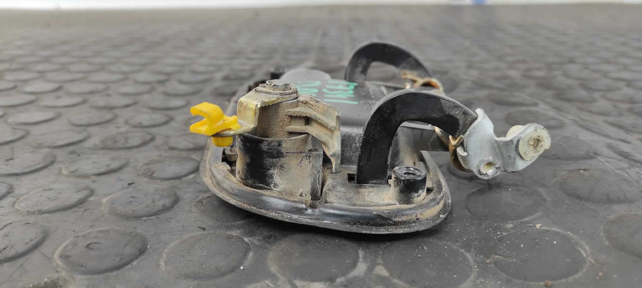 Recambio de MANETA DELANTERA DERECHA para SSANGYONG MUSSO 2.3 Turbodiesel CAT referencia OEM IAM FRT   - GRIS 2