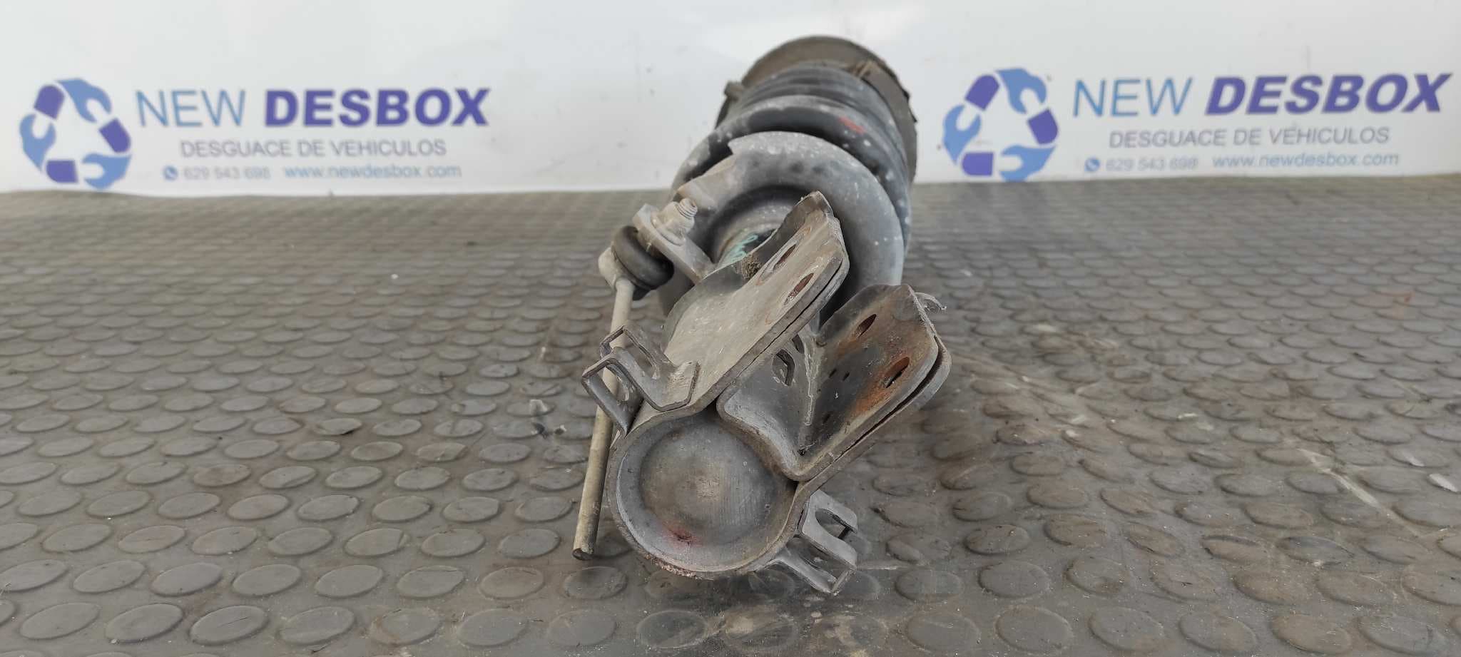 Recambio de AMORTIGUADOR DELANTERO DERECHO para RENAULT TRAFIC COMBI (AB 4.01) F9QU7 referencia OEM IAM 8200212633A   - BLANCO 2