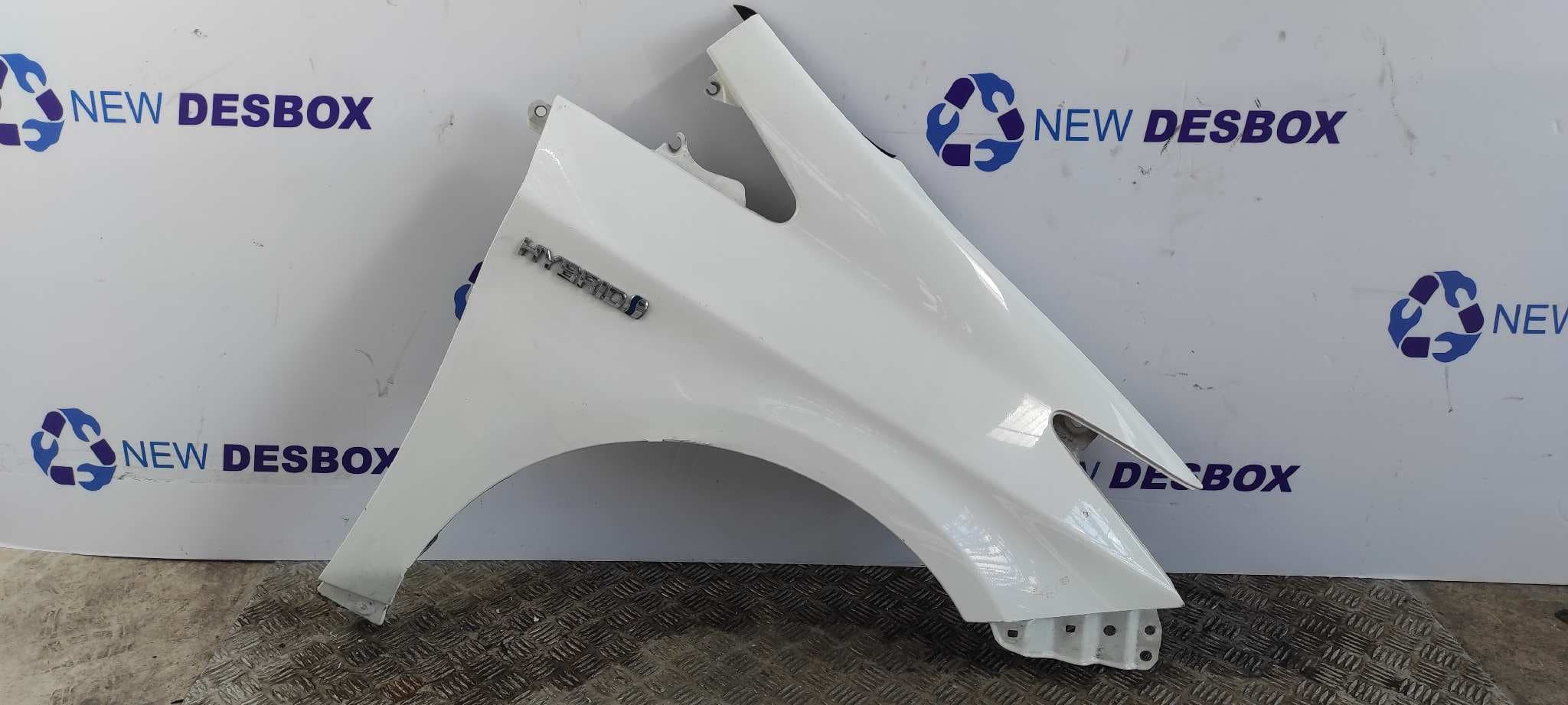 Recambio de ALETA DELANTERA DERECHA para TOYOTA PRIUS (NHW30) Plug-in Hybrid Advance 2ZR referencia OEM IAM    - BLANCO