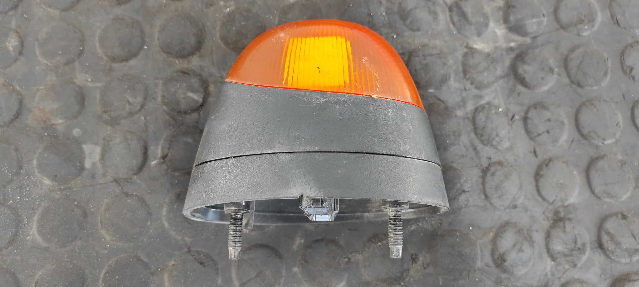 Recambio de PILOTO LATERAL IZQUIERDO para FORD TRANSIT CAJA CERRADA, CORTA (FY) (2000 =>) FT  330   2.4 D4FA referencia OEM IAM YC1513B377A   - BLANCO 3