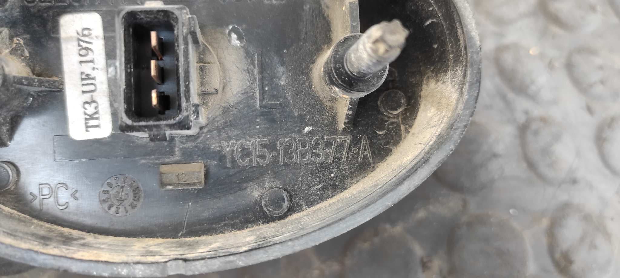 Recambio de PILOTO LATERAL IZQUIERDO para FORD TRANSIT CAJA CERRADA, CORTA (FY) (2000 =>) FT  330   2.4 D4FA referencia OEM IAM YC1513B377A   - BLANCO 4