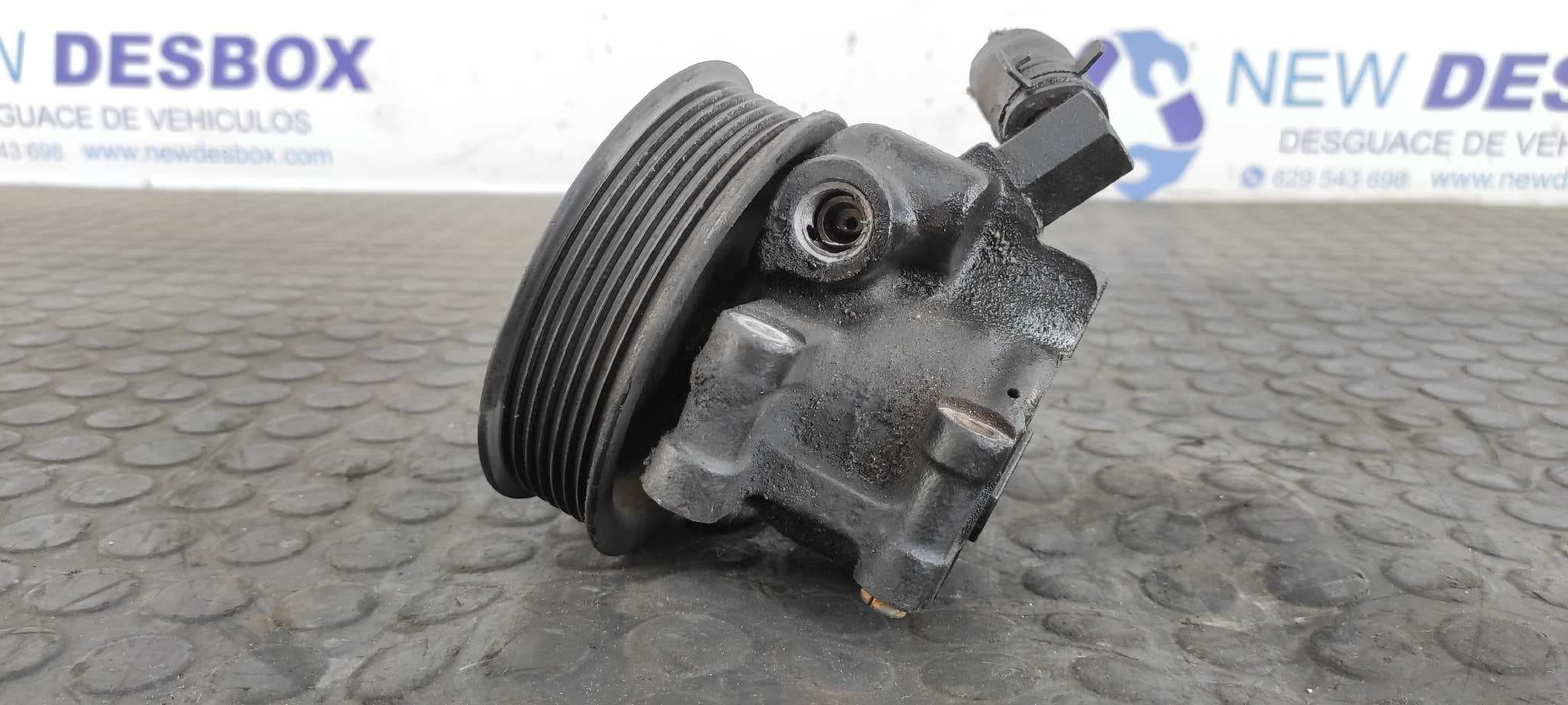 Recambio de BOMBA DIRECCION para FORD TRANSIT CAJA CERRADA, CORTA (FY) (2000 =>) FT  330   2.4 D4FA referencia OEM IAM YC1E3A733AB   - BLANCO 7