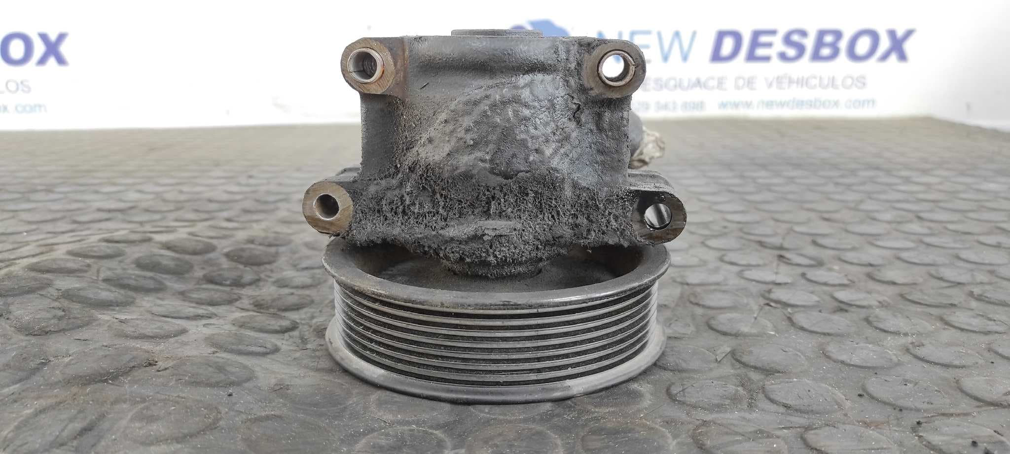 Recambio de BOMBA DIRECCION para FORD TRANSIT CAJA CERRADA, CORTA (FY) (2000 =>) FT  330   2.4 D4FA referencia OEM IAM YC1E3A733AB   - BLANCO 6