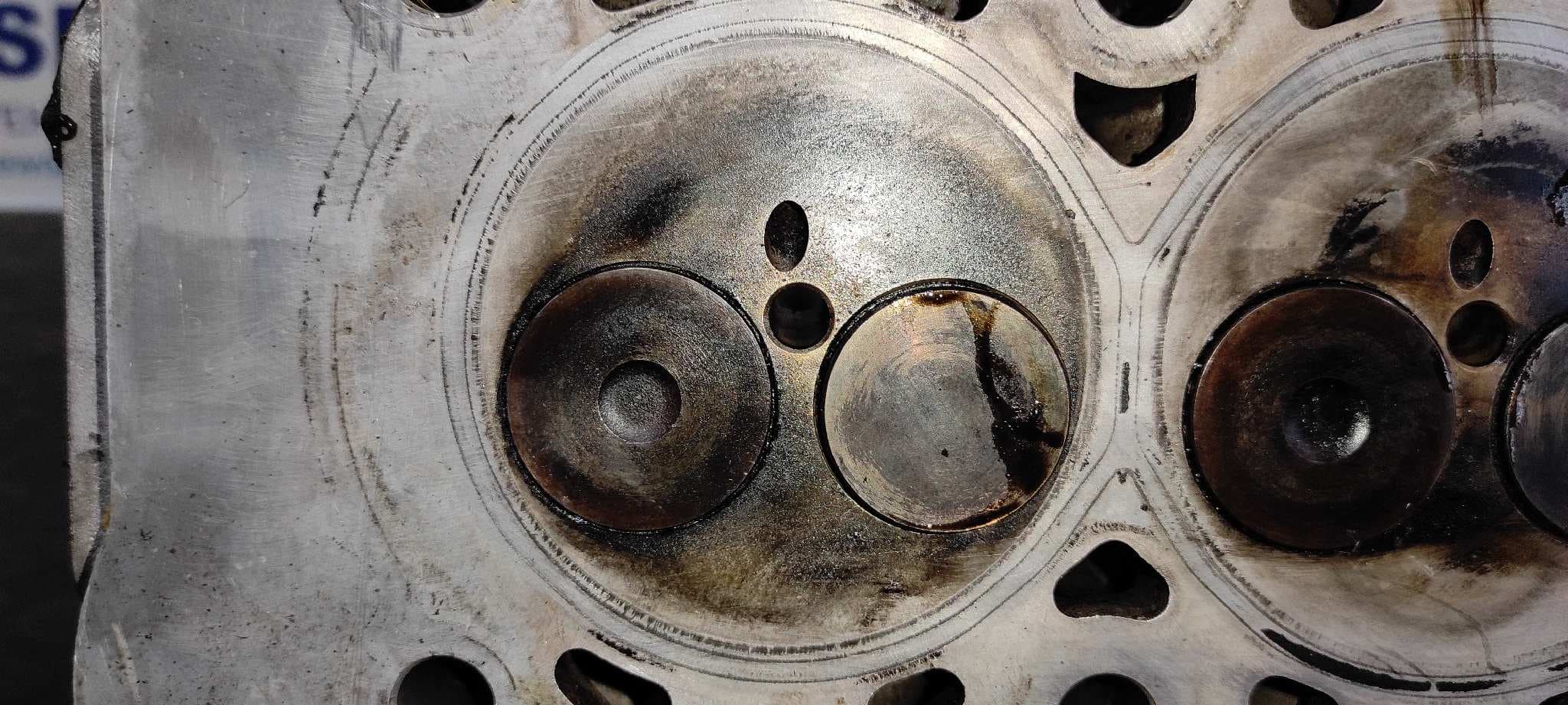 Recambio de CULATA para CITROEN C3 1.4 8HZ referencia OEM IAM 9643477110 10