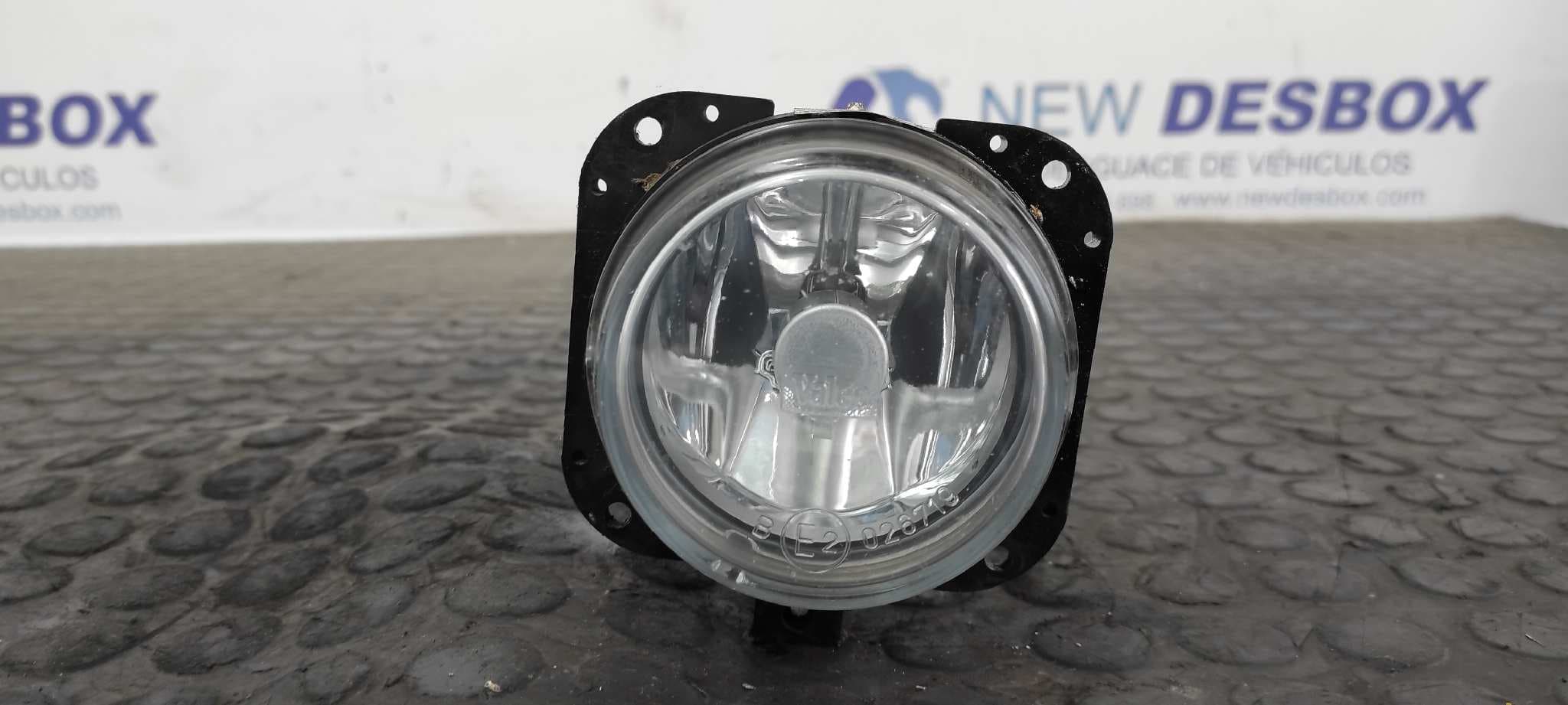 Recambio de FARO ANTINIEBLA DERECHO para CITROEN XSARA PICASSO 1.6 16V Exclusive NFV referencia OEM IAM 9638225680   - BLANCO