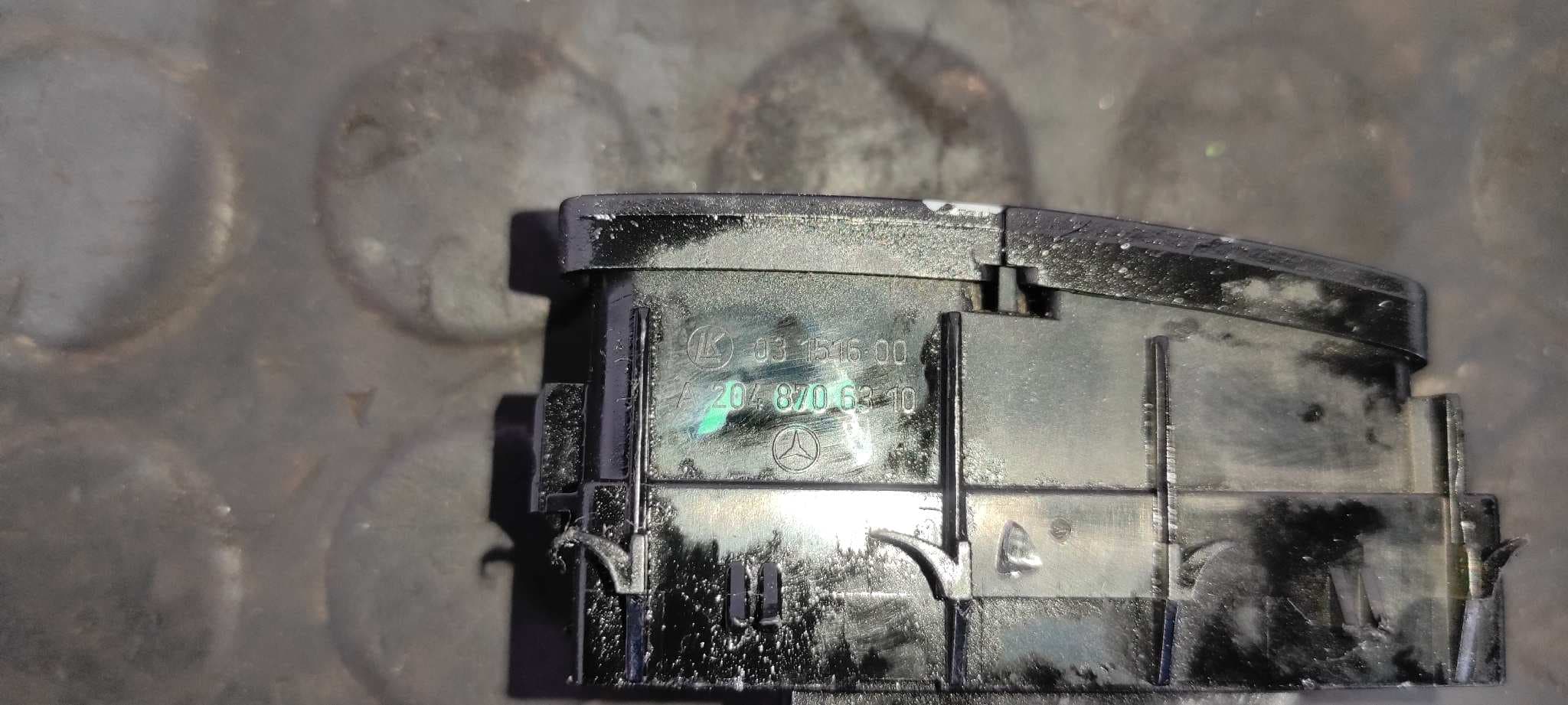 Recambio de INTERRUPTOR para MERCEDES-BENZ CLASE C (W204) BERLINA 2.2 CDI CAT OM646811 referencia OEM IAM A2048706310   - BLANCO 2