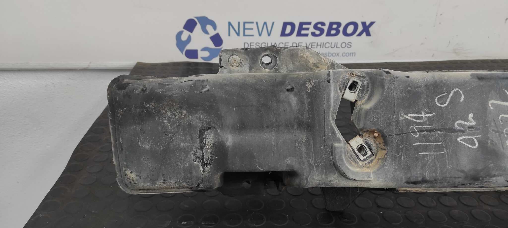 Recambio de REFUERZO PARAGOLPES DELANTERO para FORD TRANSIT CAJA CERRADA, CORTA (FY) (2000 =>) FT  330   2.4 D4FA referencia OEM IAM YC1XV17750CE   - BLANCO 9