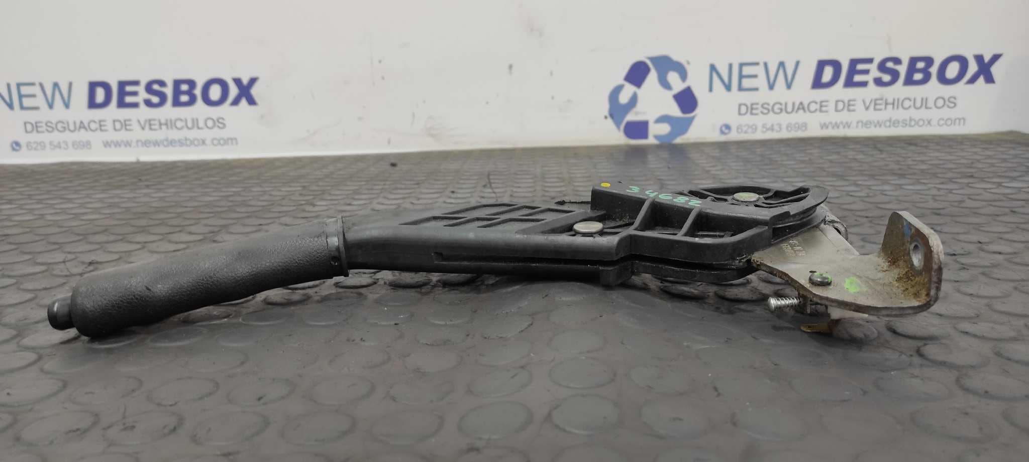 Recambio de PALANCA FRENO para FORD TRANSIT CONNECT (TC7) Furg. HCPA referencia OEM IAM    - BLANCO 2