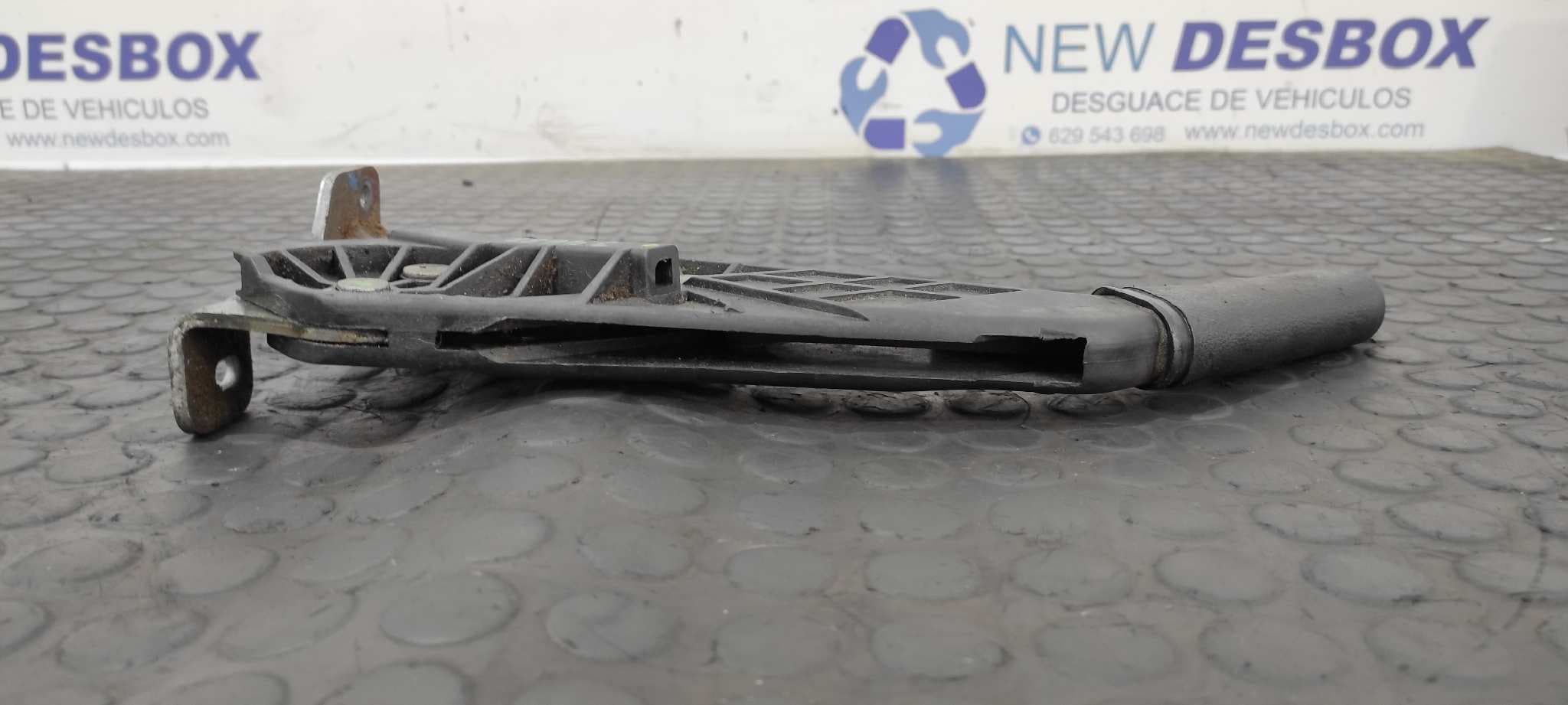 Recambio de PALANCA FRENO para FORD TRANSIT CONNECT (TC7) Furg. HCPA referencia OEM IAM    - BLANCO 4
