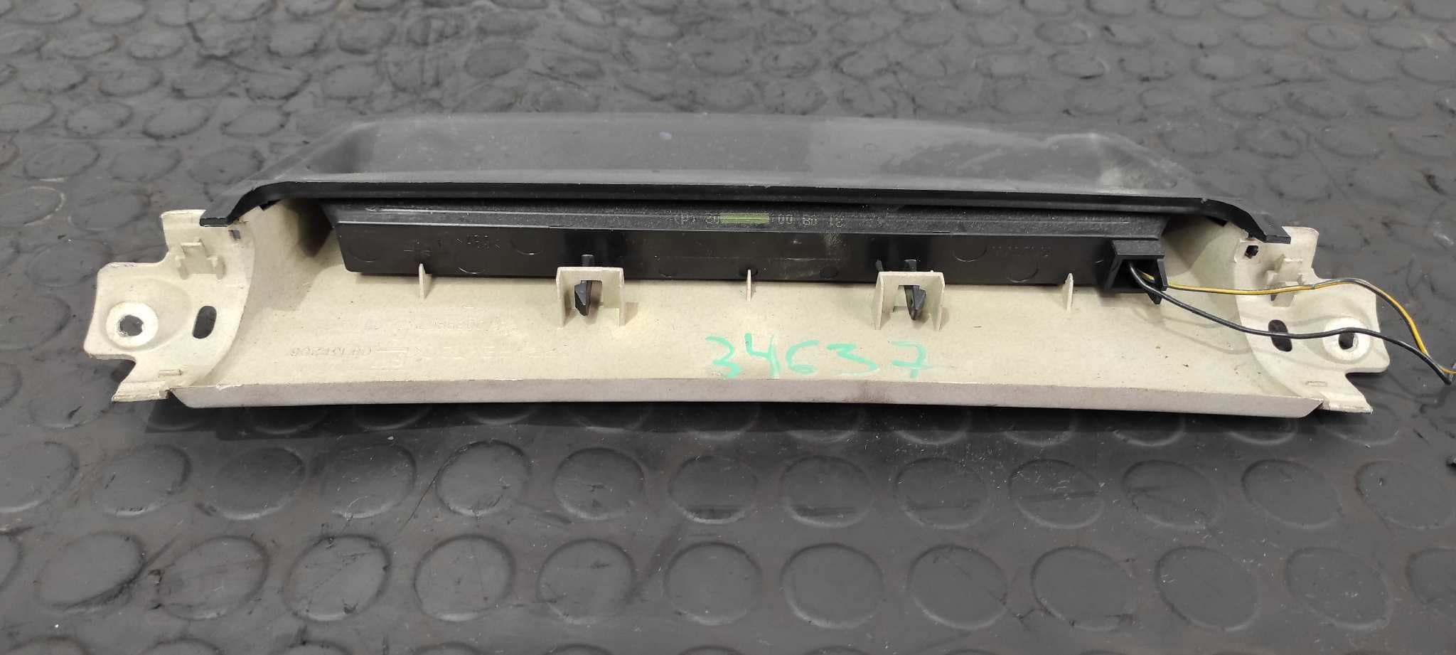 Recambio de LUZ CENTRAL DE FRENO para OPEL ASTRA G BERLINA Club Y17DT referencia OEM IAM 09131206   - BLANCO 3