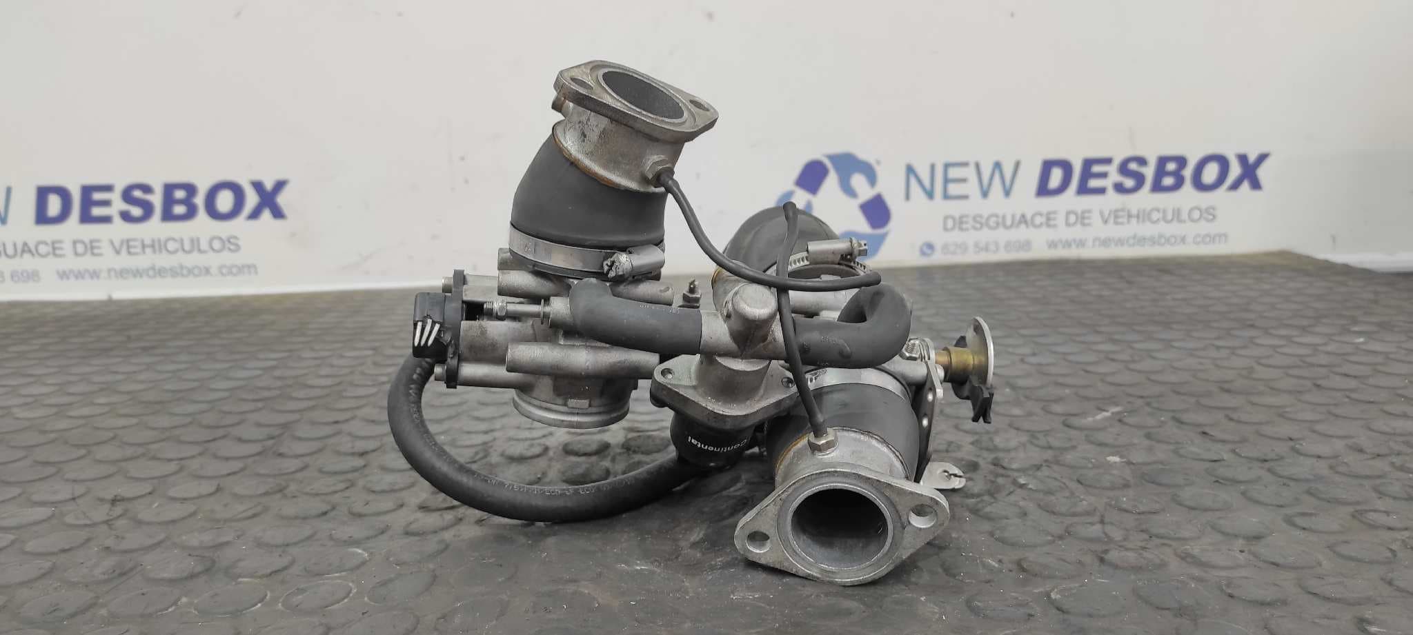 Recambio de CAJA MARIPOSA para DUCATI MONSTER 796 Monster 796 20th Anniversary 796A2B referencia OEM IAM BING   - AZUL CLARO