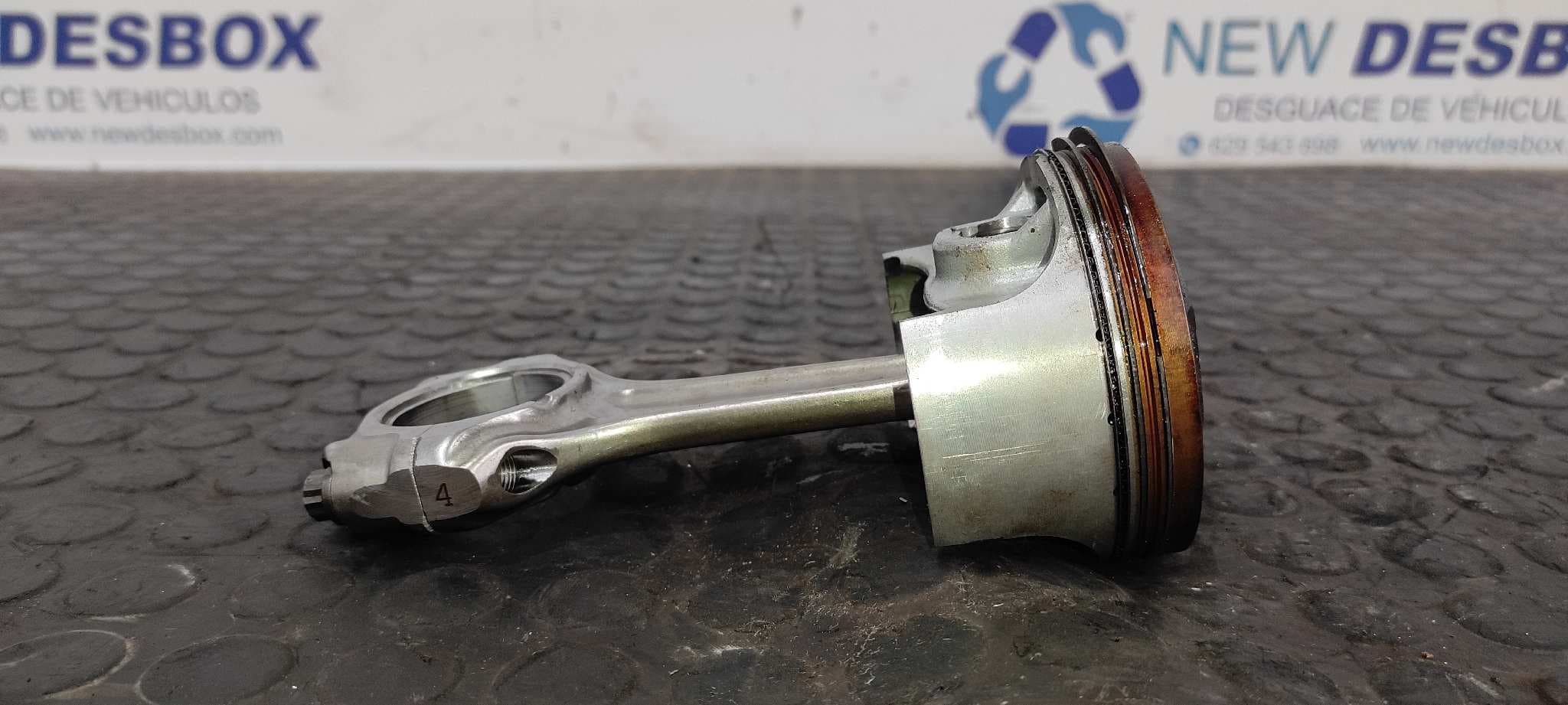 Recambio de PISTON para DUCATI MONSTER 796 Monster 796 20th Anniversary 796A2B referencia OEM IAM 3446   - AZUL CLARO 3