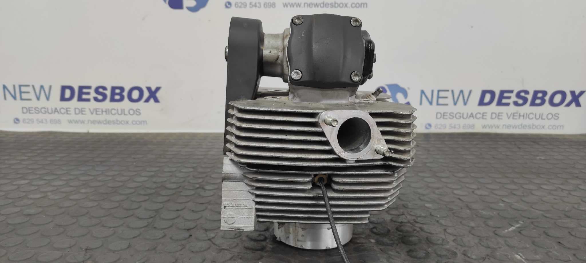 Recambio de CULATA para DUCATI MONSTER 796 796A2B referencia OEM IAM 30132521A   - AZUL CLARO 2