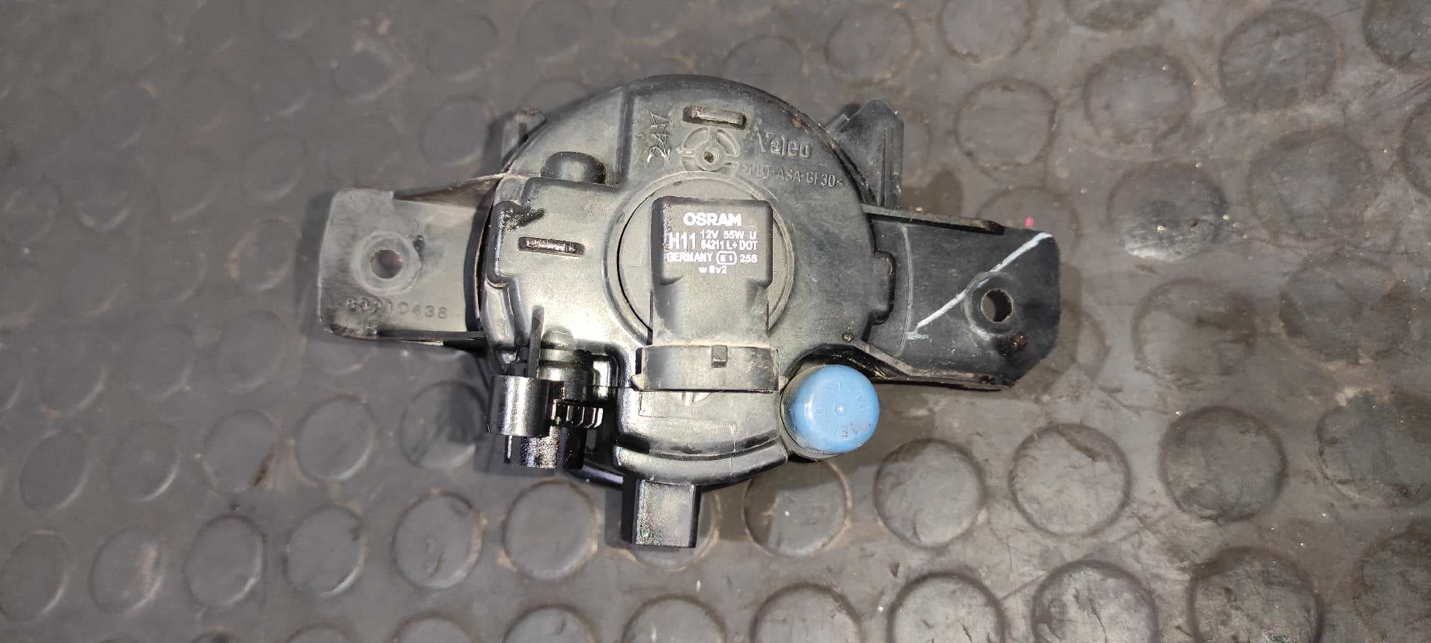 Recambio de FARO ANTINIEBLA DERECHO para RENAULT GRAND MODUS Authentique K9KT7 referencia OEM IAM 8200002470   - NEGRO 6
