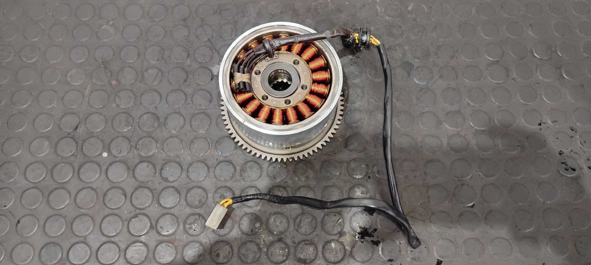 Recambio de ALTERNADOR para DUCATI MONSTER 796 Monster 796 20th Anniversary 796A2B referencia OEM IAM    - AZUL CLARO