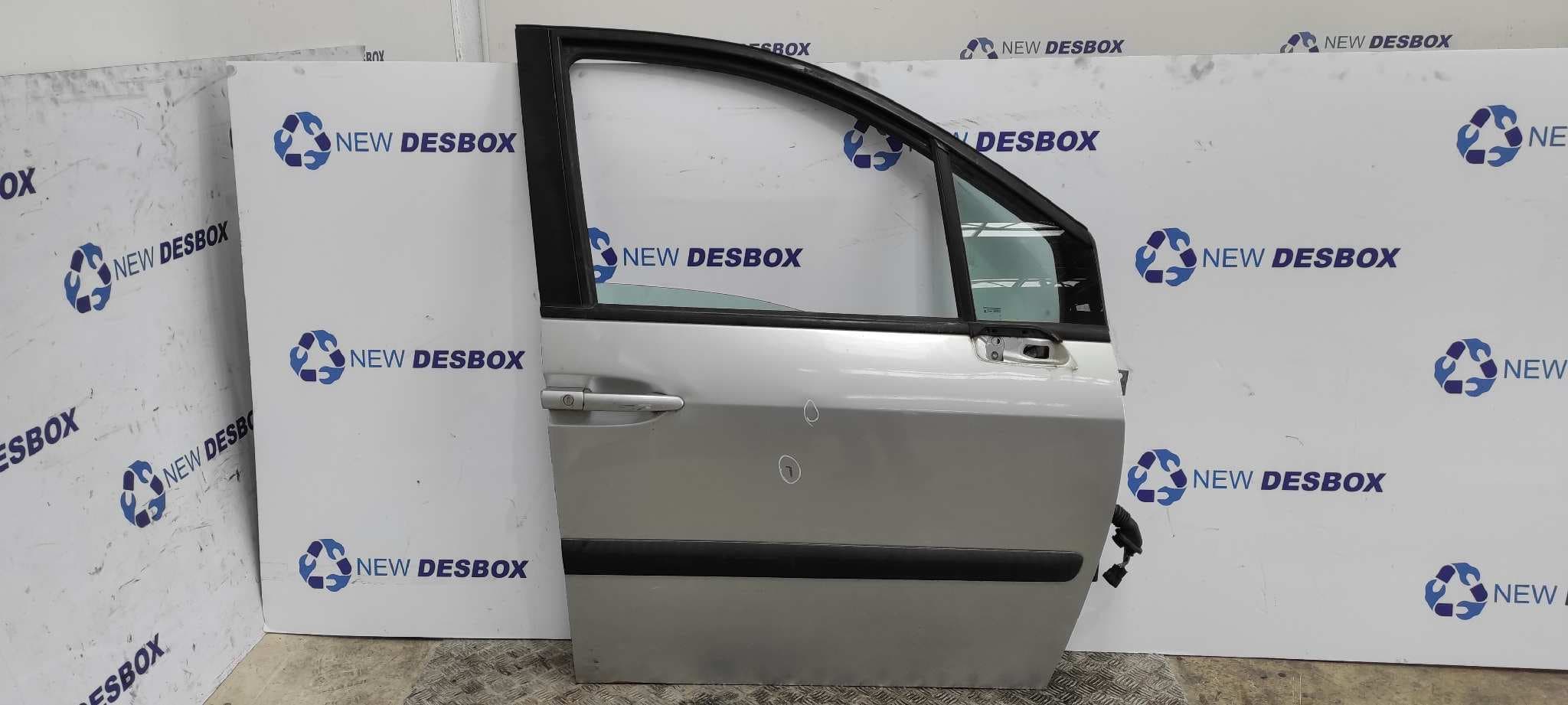 Recambio de PUERTA DELANTERA DERECHA para PEUGEOT 807 2.2 HDi FAP CAT (4HW) 4HXDW12TED4FAP referencia OEM IAM    - GRIS