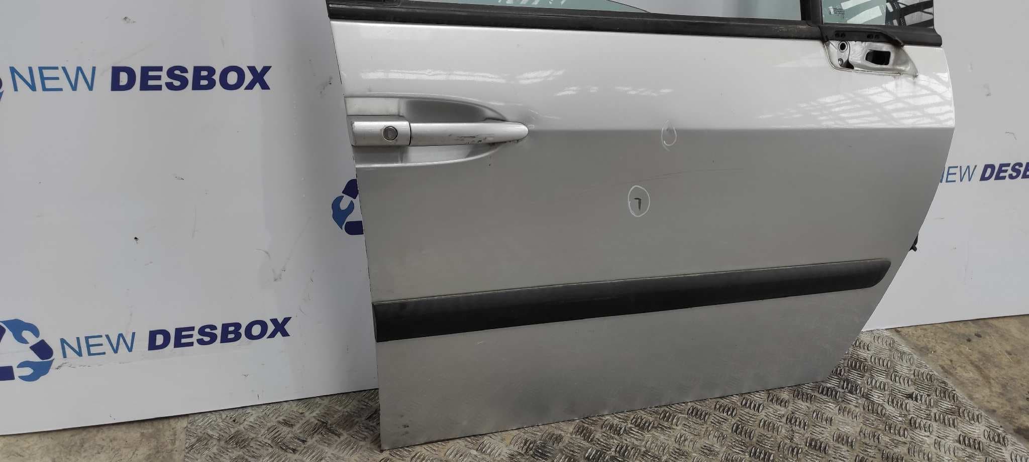 Recambio de PUERTA DELANTERA DERECHA para PEUGEOT 807 2.2 HDi FAP CAT (4HW) 4HXDW12TED4FAP referencia OEM IAM    - GRIS 2