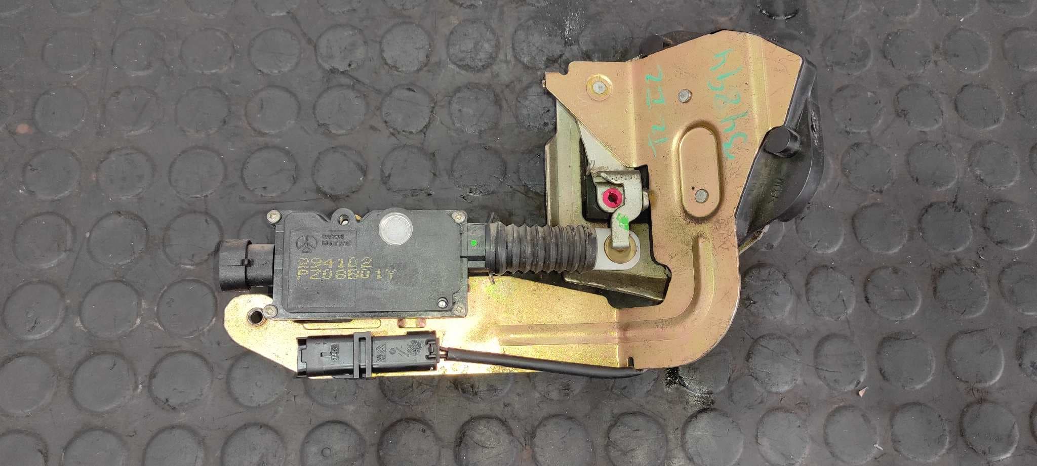 Recambio de CERRADURA PUERTA TRASERA IZQUIERDA para PEUGEOT 807 2.2 HDi FAP CAT (4HW) 4HXDW12TED4FAP referencia OEM IAM PZ08B01Y   - GRIS