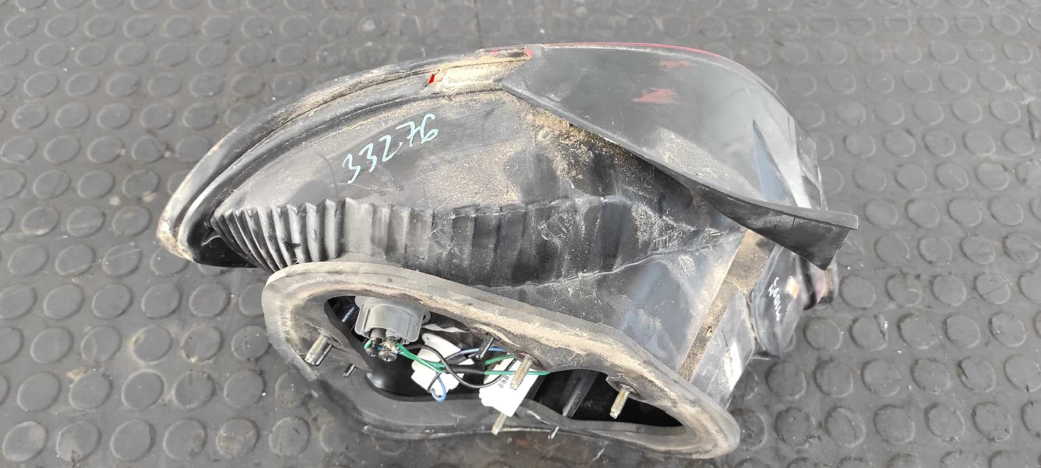 Recambio de PILOTO TRASERO DERECHO para HYUNDAI COUPE (J2) 1.6 16V CAT G4GR referencia OEM IAM 92402275   - ROJO 8