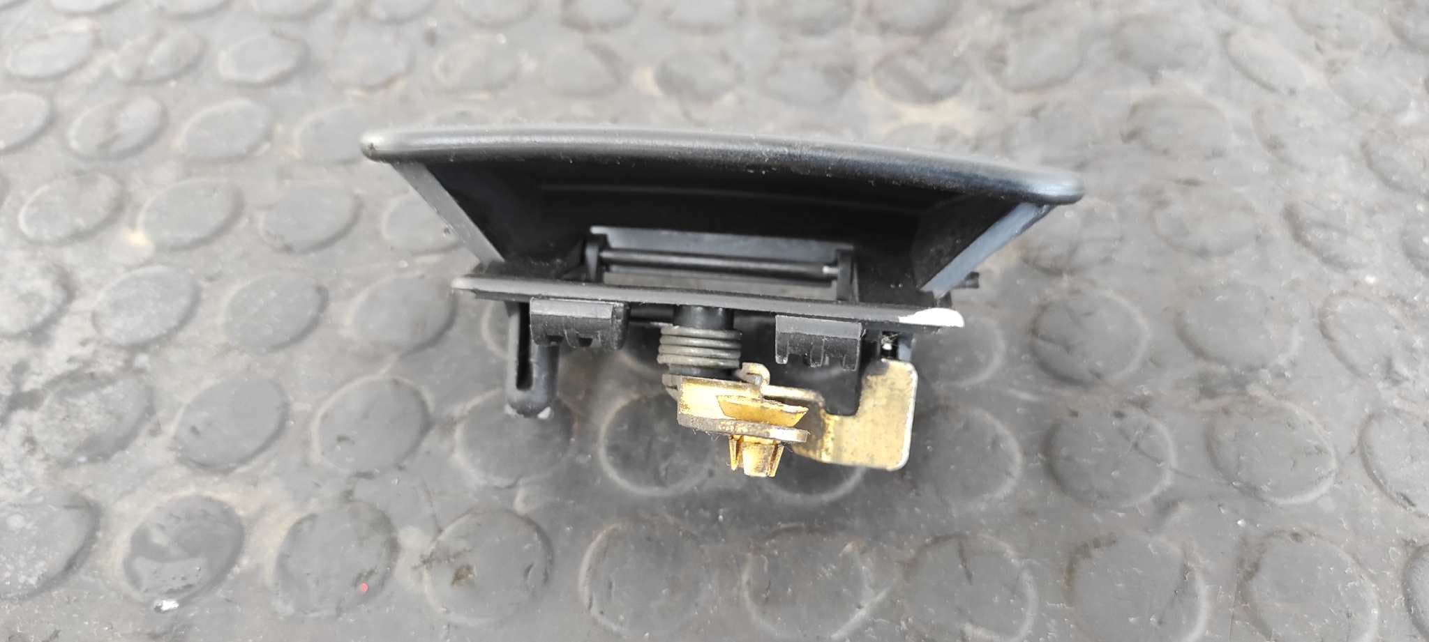 Recambio de MANETA DELANTERA IZQUIERDA para FORD TRANSIT CAJA CERRADA, CORTA (FY) (2000 =>) FT  260   2.0 ABFA referencia OEM IAM YC15V224010AJ   - BLANCO 4
