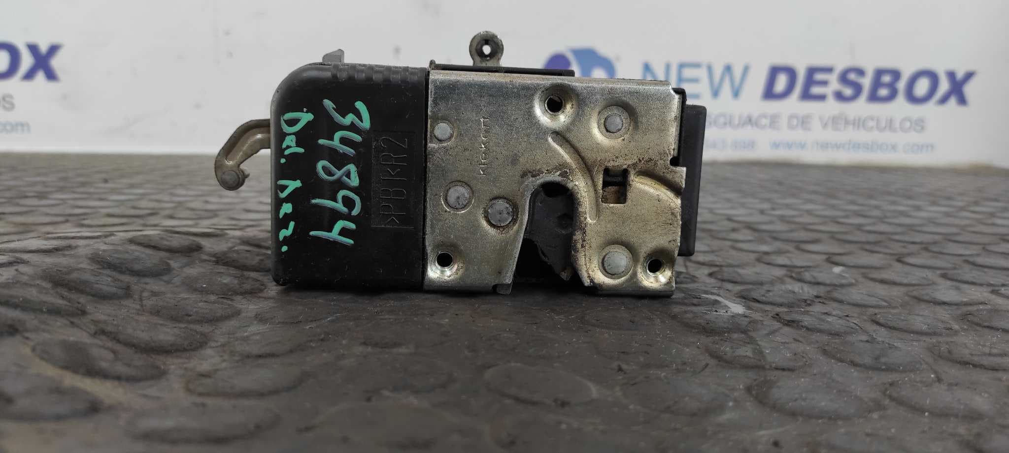 Recambio de CERRADURA PUERTA DELANTERA DERECHA para PEUGEOT 807 2.2 HDi FAP CAT (4HW) 4HXDW12TED4FAP referencia OEM IAM    - GRIS 4