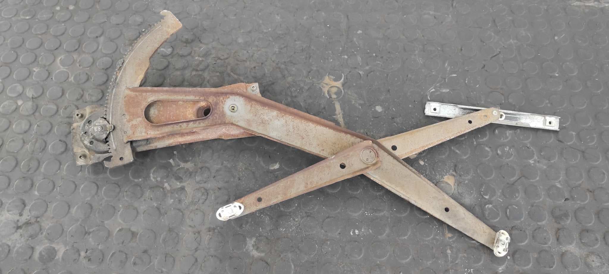Recambio de ELEVALUNAS DELANTERO DERECHO para OPEL KADETT E referencia OEM IAM 90186598 3