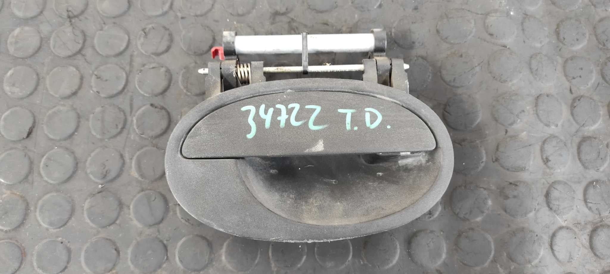 Recambio de MANETA TRASERA DERECHA para OPEL MERIVA Enjoy Z16SE referencia OEM IAM 22175   - BLANCO