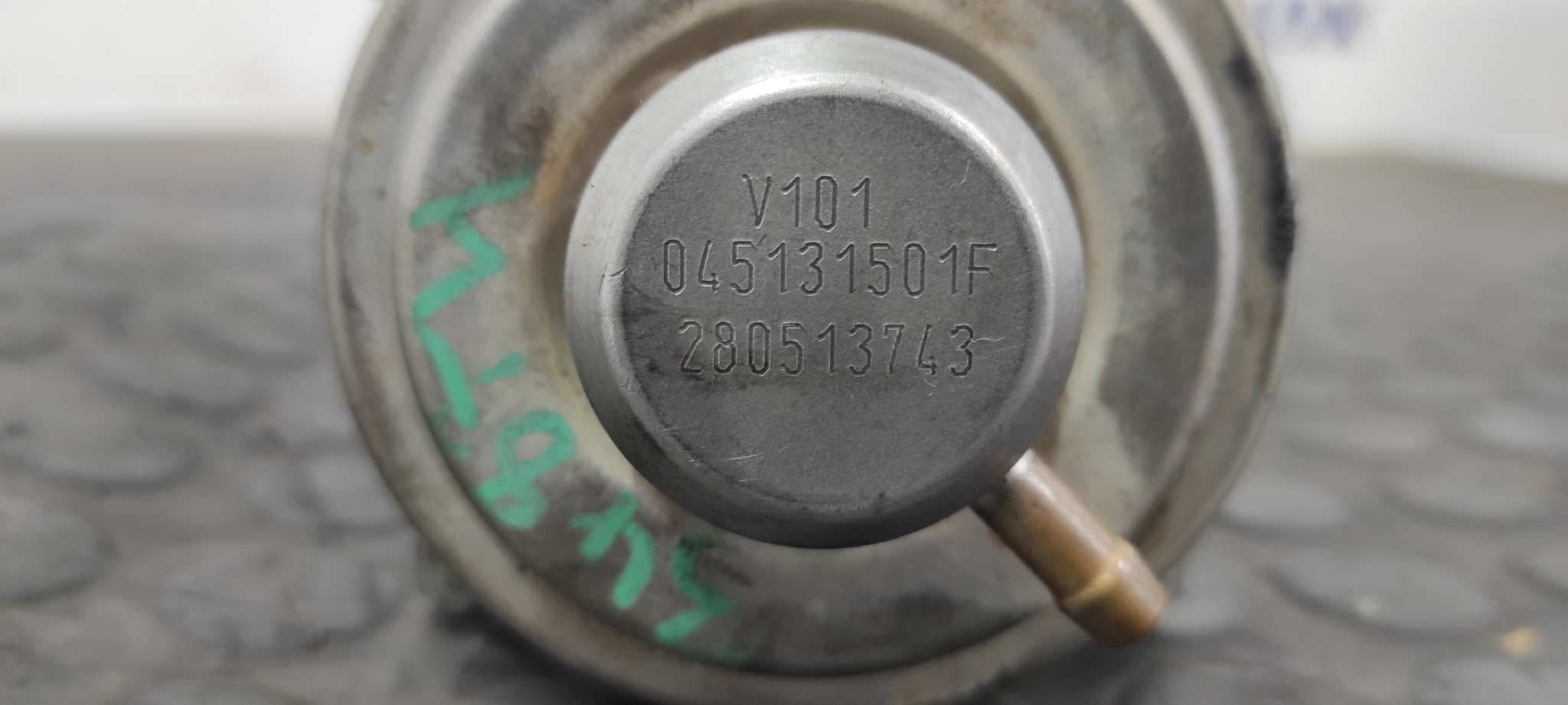 Recambio de VALVULA EGR para VOLKSWAGEN POLO (9N3) Advance BNM referencia OEM IAM 045131501F   - GRIS 8