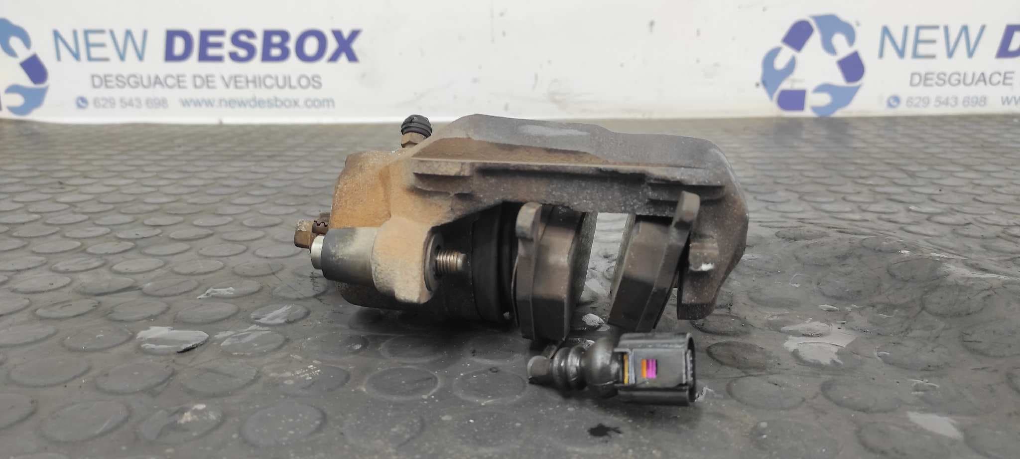 Recambio de PINZA DE FRENO DELANTERA IZQUIERDA para VOLKSWAGEN POLO (9N3) Advance BNM referencia OEM IAM FSIII   - GRIS 4