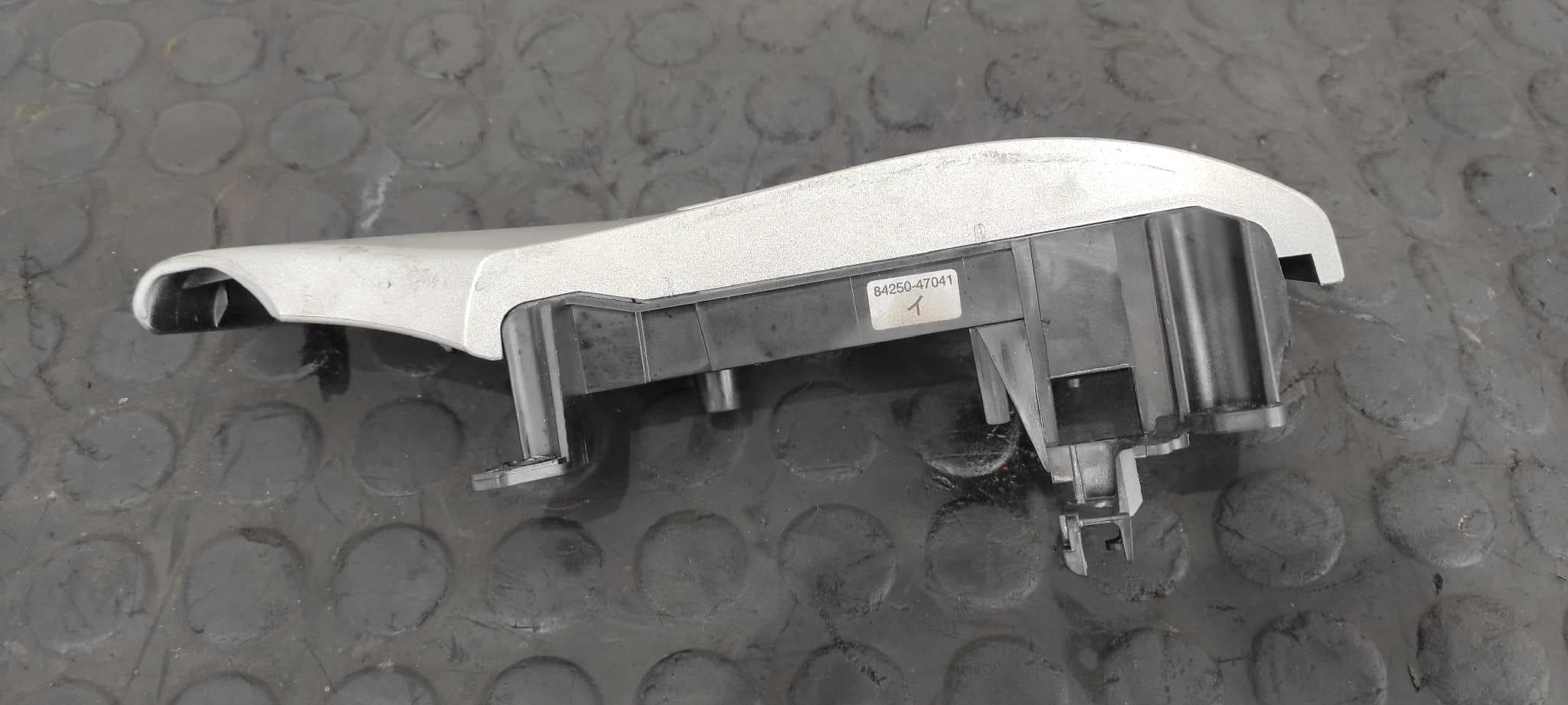 Recambio de MANDO VOLANTE para TOYOTA PRIUS (NHW30) Plug-in Hybrid Advance 2ZR referencia OEM IAM F70CV471   - BLANCO 7