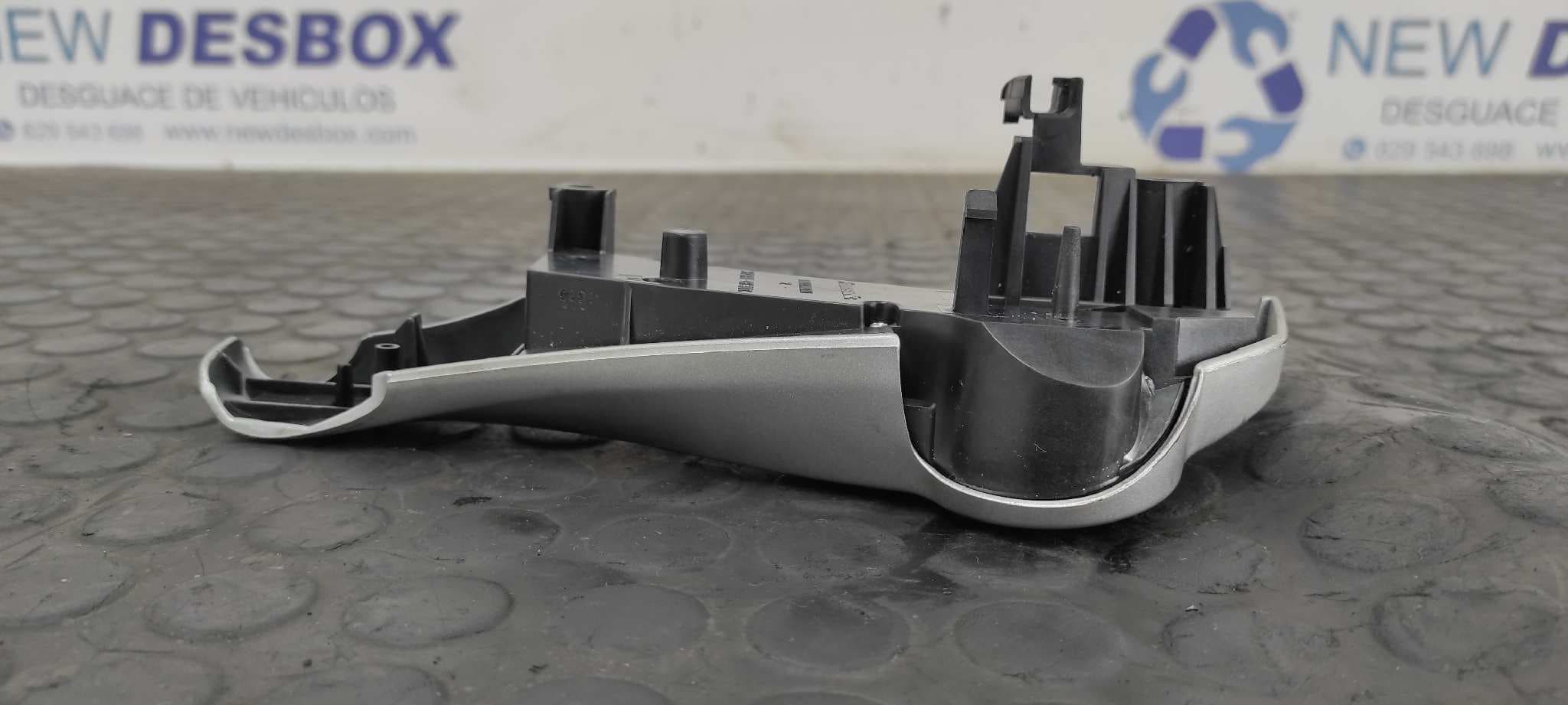 Recambio de MANDO VOLANTE para TOYOTA PRIUS (NHW30) Plug-in Hybrid Advance 2ZR referencia OEM IAM F70CV471   - BLANCO 6
