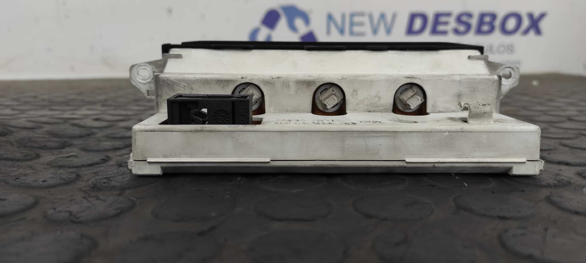 Recambio de PANTALLA MULTIFUNCION para CITROEN C8 2.2 HDi 16V PREMIER II 4HWDW12TED4 referencia OEM IAM 1495869077   - BLANCO 6