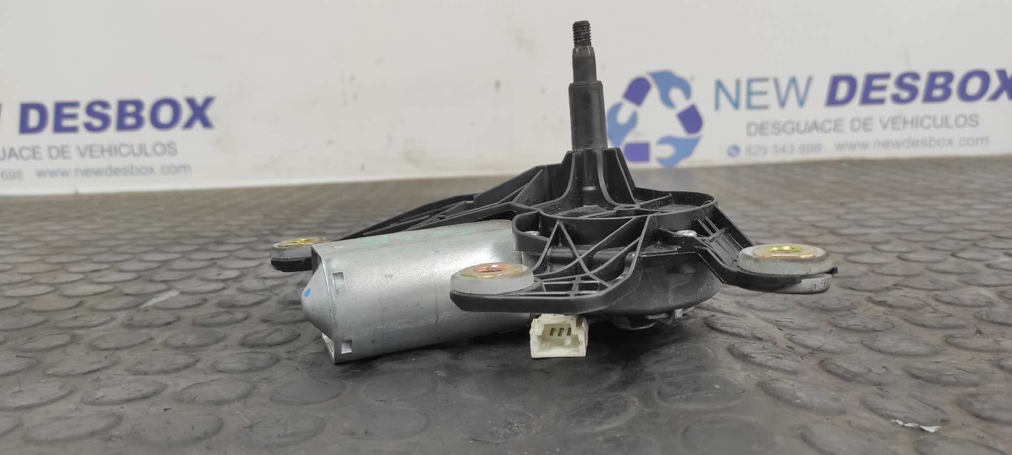 Recambio de MOTOR LIMPIA TRASERO para CITROEN C8 2.2 HDi 16V PREMIER II 4HWDW12TED4 referencia OEM IAM VALEO   - BLANCO 2