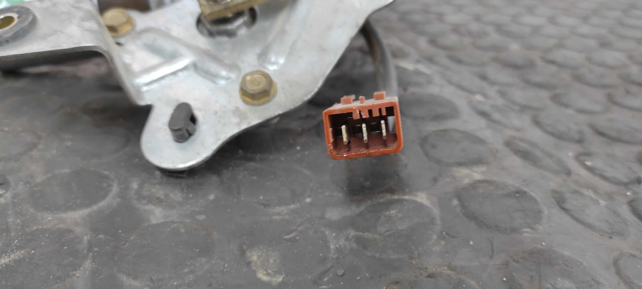Recambio de MOTOR LIMPIA TRASERO para CITROEN BERLINGO RHY - BLANCO 2