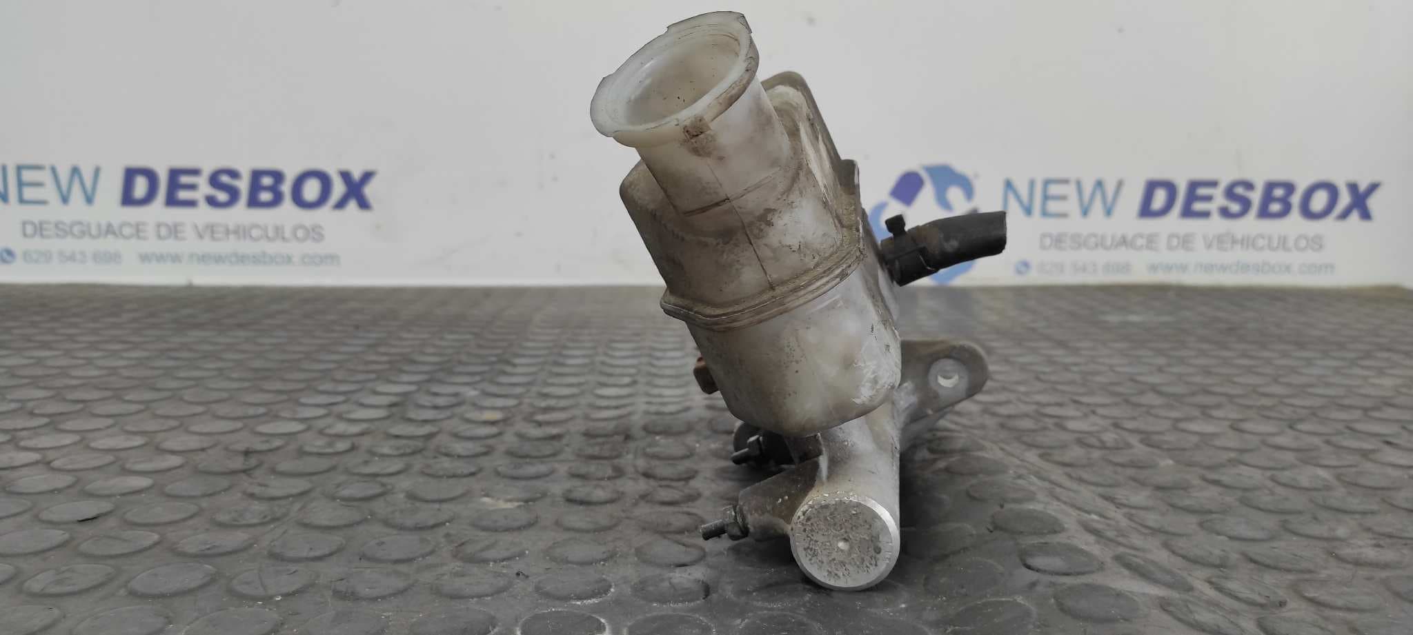 Recambio de BOMBA FRENO para HYUNDAI TUCSON (JM) 2.0 CRDi CAT D4EA referencia OEM IAM BM111073   - PLATA 2
